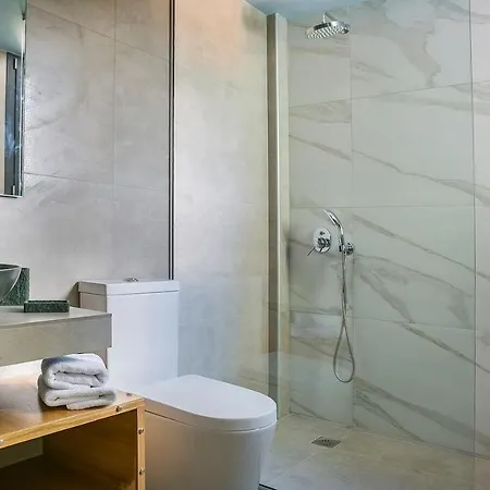 Lantana Villa
